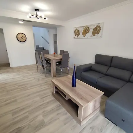 Maria Villa El Campello
