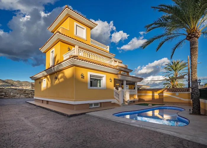 Villa Maria *
