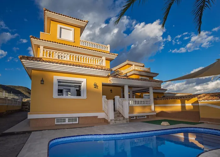 Villa Maria *